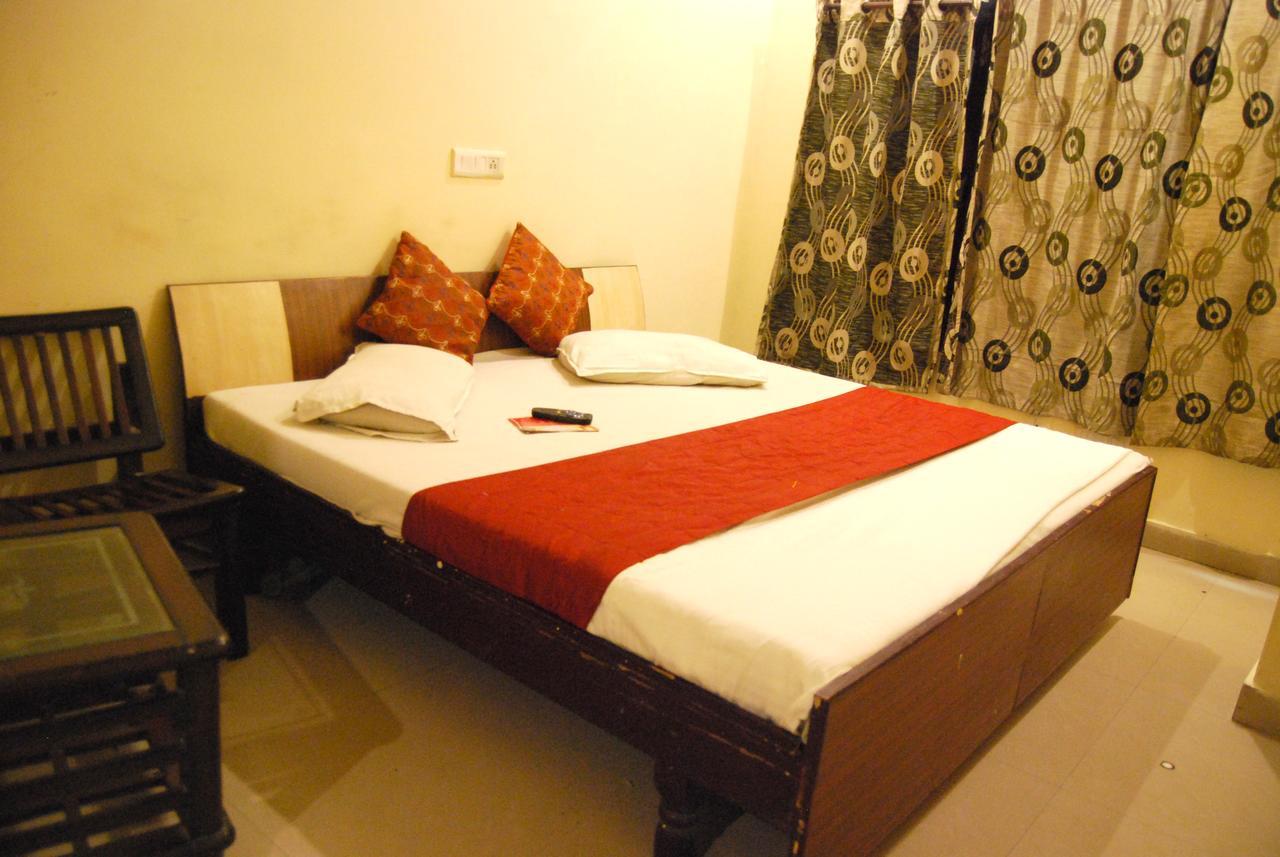 Hotel Kk Residency Chandigarh Exterior photo